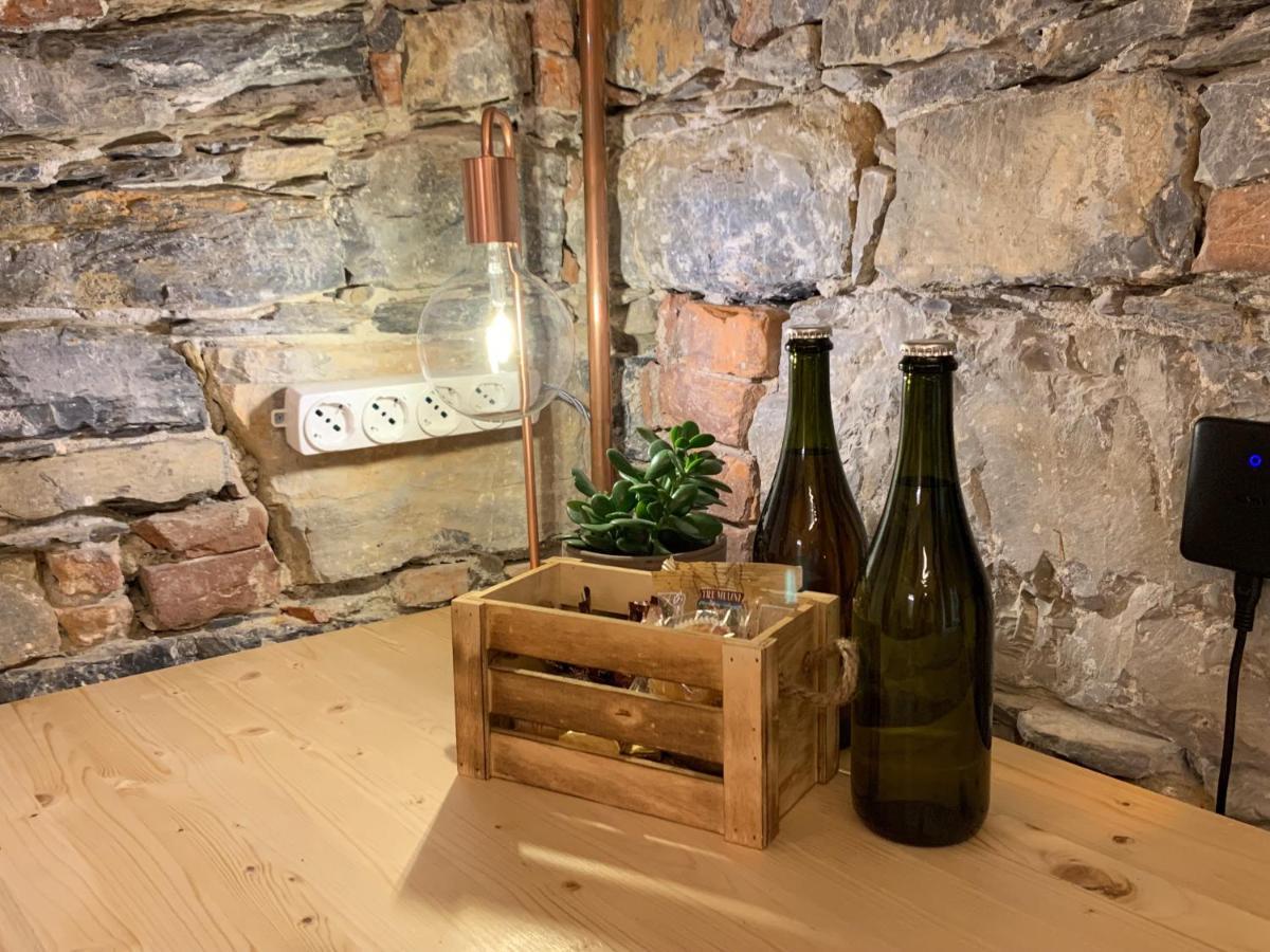 Rock & Wood - Apartment & Room Специя Екстериор снимка